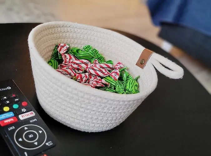 Studio: Alex's Secret! * Pori